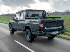 Clever 2-Seat Grenadier Quartermaster Pick-Up