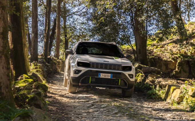 Jeep Avenger 4xe Preview