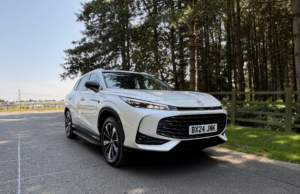 MG HS Plug-in Hybrid Wins