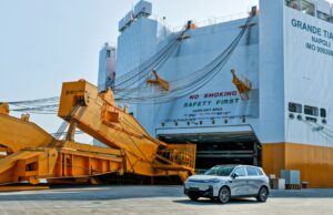 LEAPMOTOR B10 Sets Sail For Global Markets