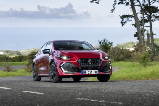 Renault Clio First Drive