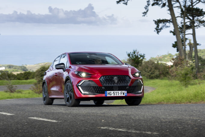 Renault Clio First Drive