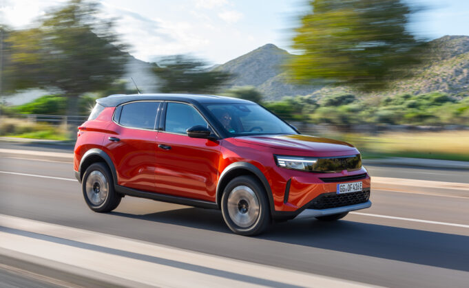 Opel Frontera Arrives