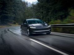 Tesla Model 3 Long Range Rear-Wheel Drive