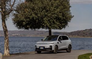 Leapmotor B10 Hybrid EV