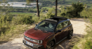 Renault 4 E-Tech Plein Sud