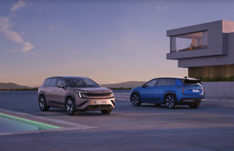 Škoda Unveils Flagship 7-Seat Electric SUV