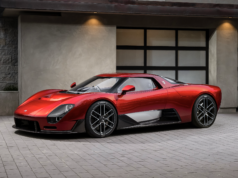 McLaren McL 6GT Brings the Manual Gearbox Back