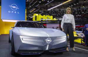 Opel STX Concept Reveals Bold New Direction